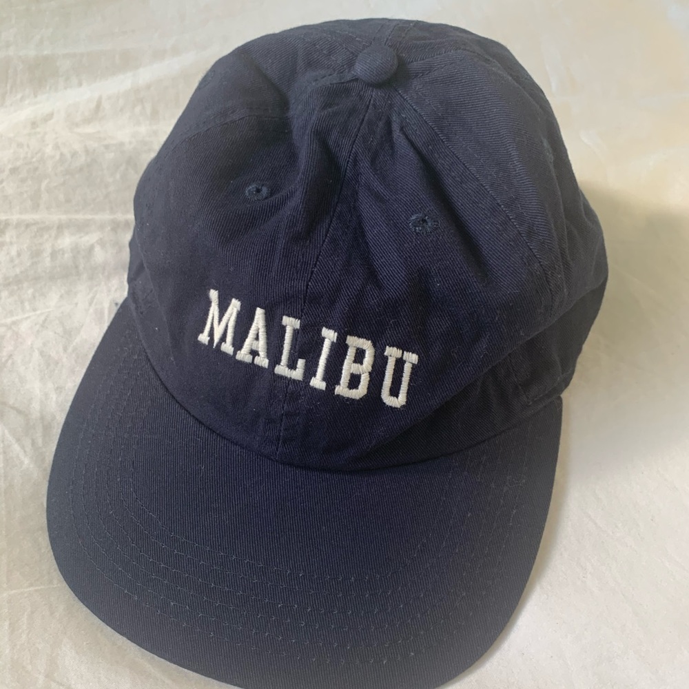 Brandy Melville Malibu Cap - Picture 2 of 4